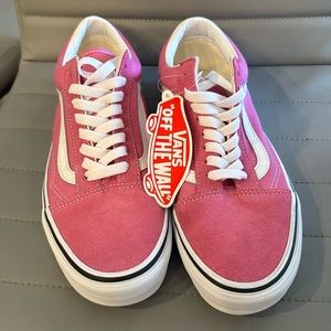 Pink Vans Women’s size 9 Never Worn